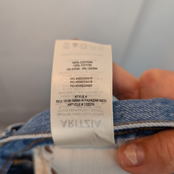 Aritzia Denim Forum The '90s Marlo Hi-rise Baggy Jean size 24 in EUC - Picture 10 of 10